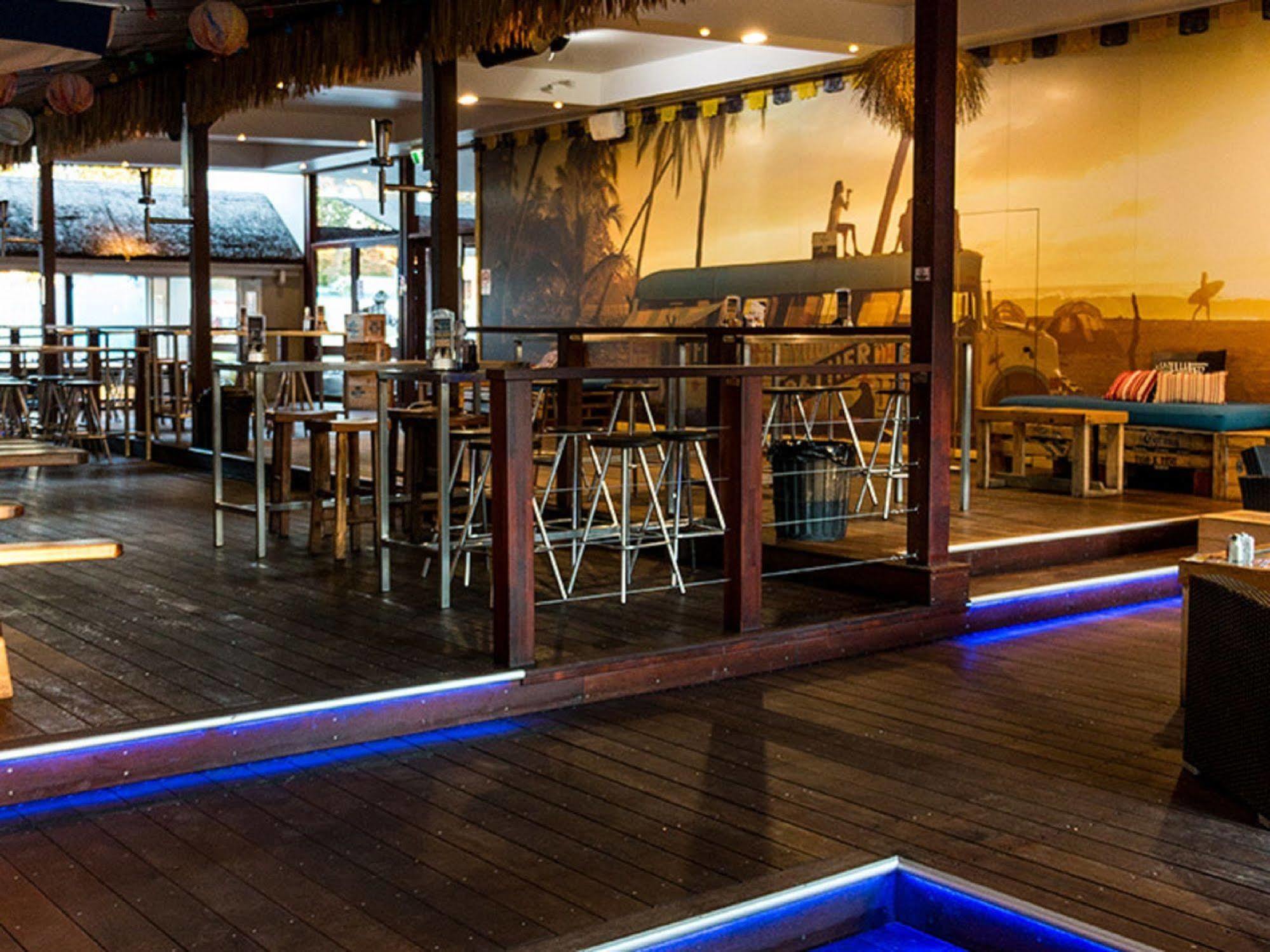 Park Beach Hotel Motel Coffs Harbour Bagian luar foto